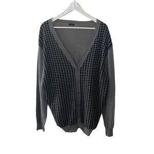 Vintage Men’s V Neck Grey and Black Sweater Cardigan Size XL Houndstooth